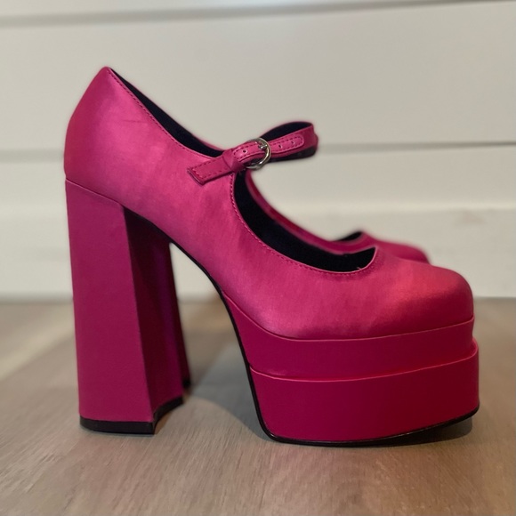 SOLD Call it spring pink platform heels - Picture 6 of 13